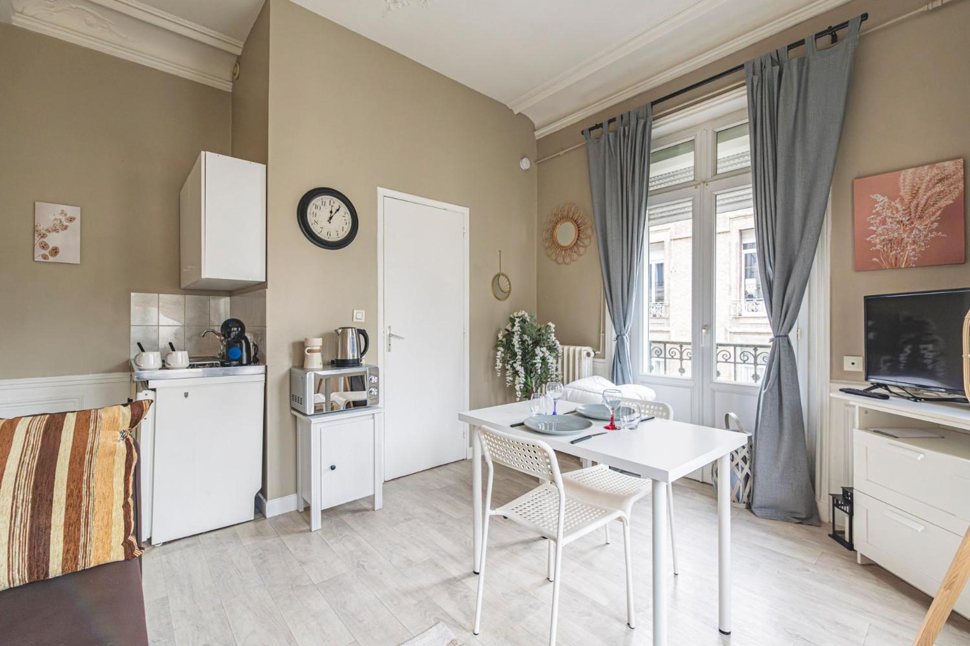 Taittinger 511 Apartment Reims Exterior photo