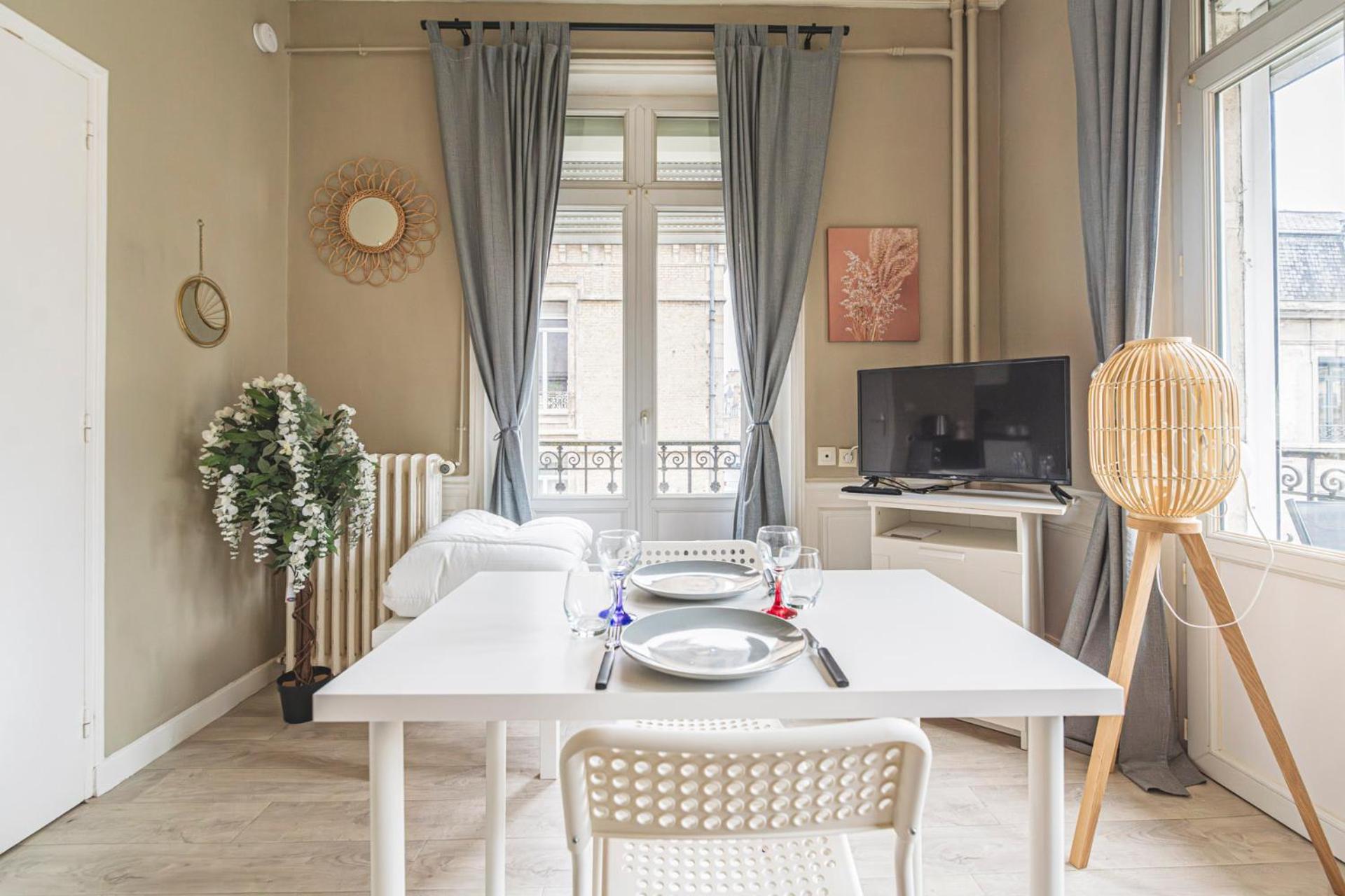 Taittinger 511 Apartment Reims Exterior photo